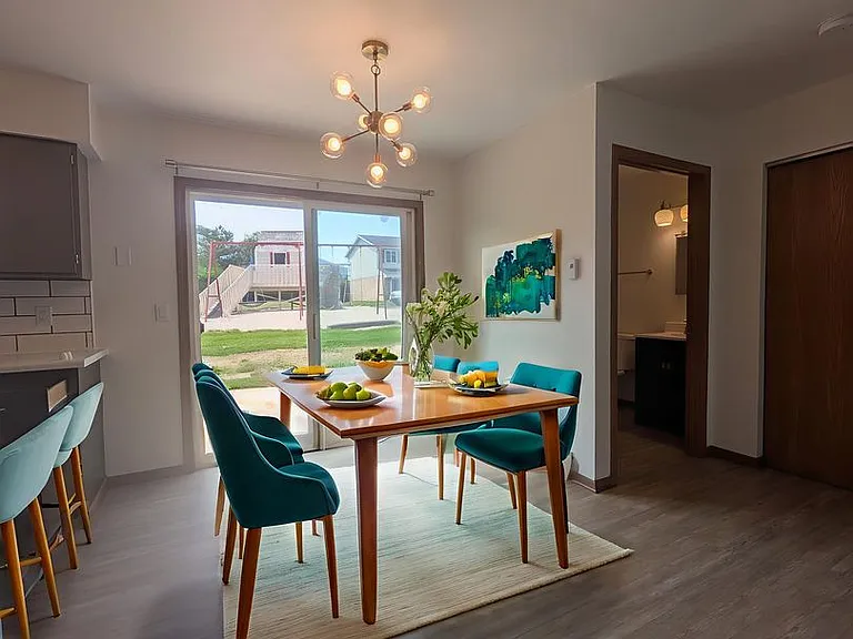 1516 Vogt Dr — Photo 38
