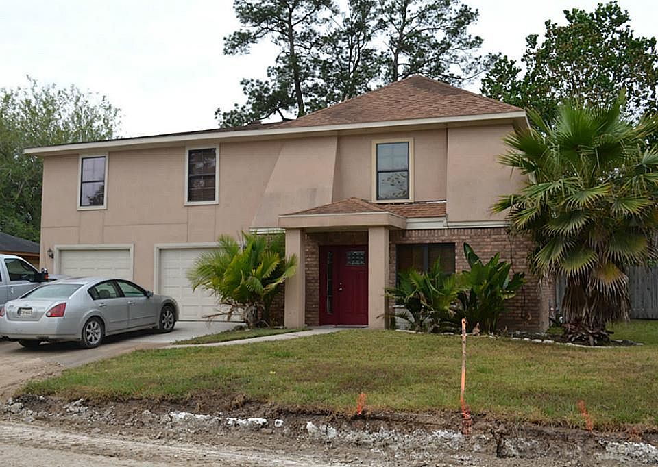 1st image of 12707 Old River Dr