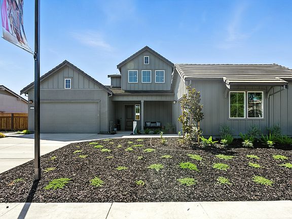 Apricot Estates by Trumark Homes in Brentwood, CA I Residence 1 I Exterior