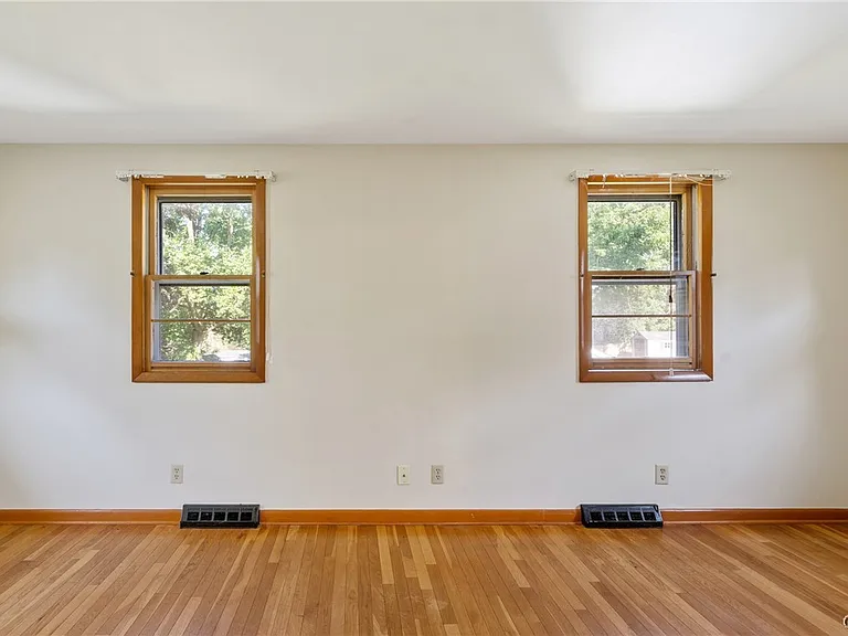 107 Overlook Dr — Photo 23