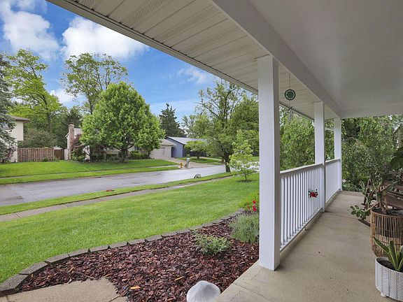 4th image of 7687 Foxboro Ct