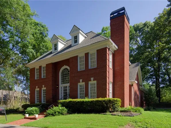 1150 Goodwin Pl, Atlanta, GA