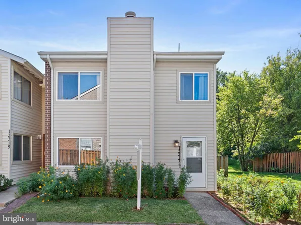 13317 Schwenger Pl, Herndon, VA 20170
