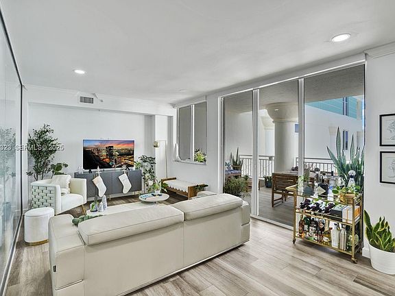 4th image of 1 Century Ln APT 510