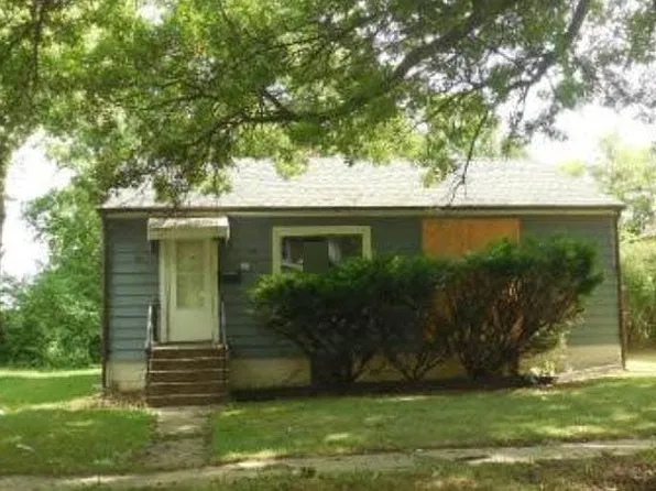 633 16th Ave, Rockford, IL 61104