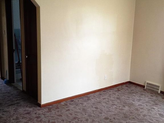5th image of 603 E Meyers Ave