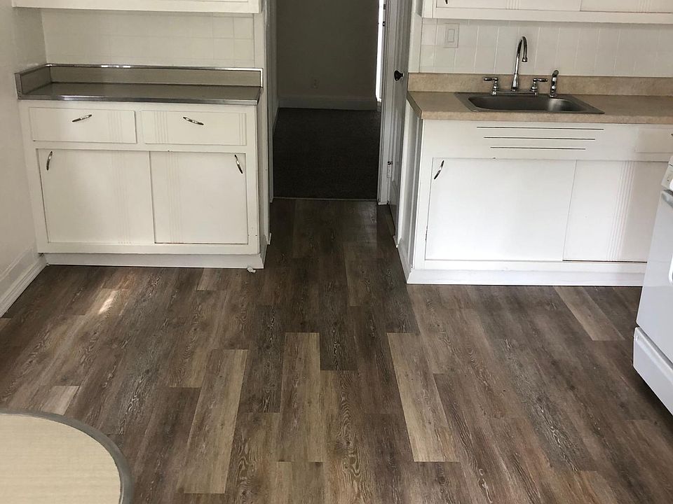 2nd image of 208 Garretson Ave