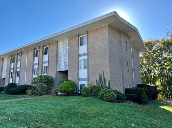 280 Gardner Avenue #D4, New London, CT 06320