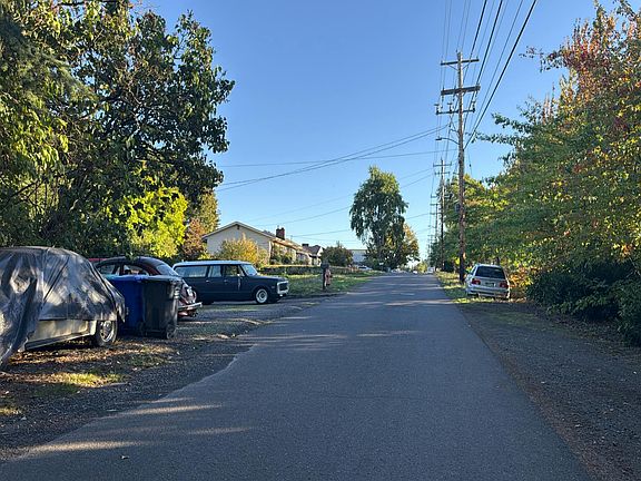 4th image of 6536 NE 63rd Ave