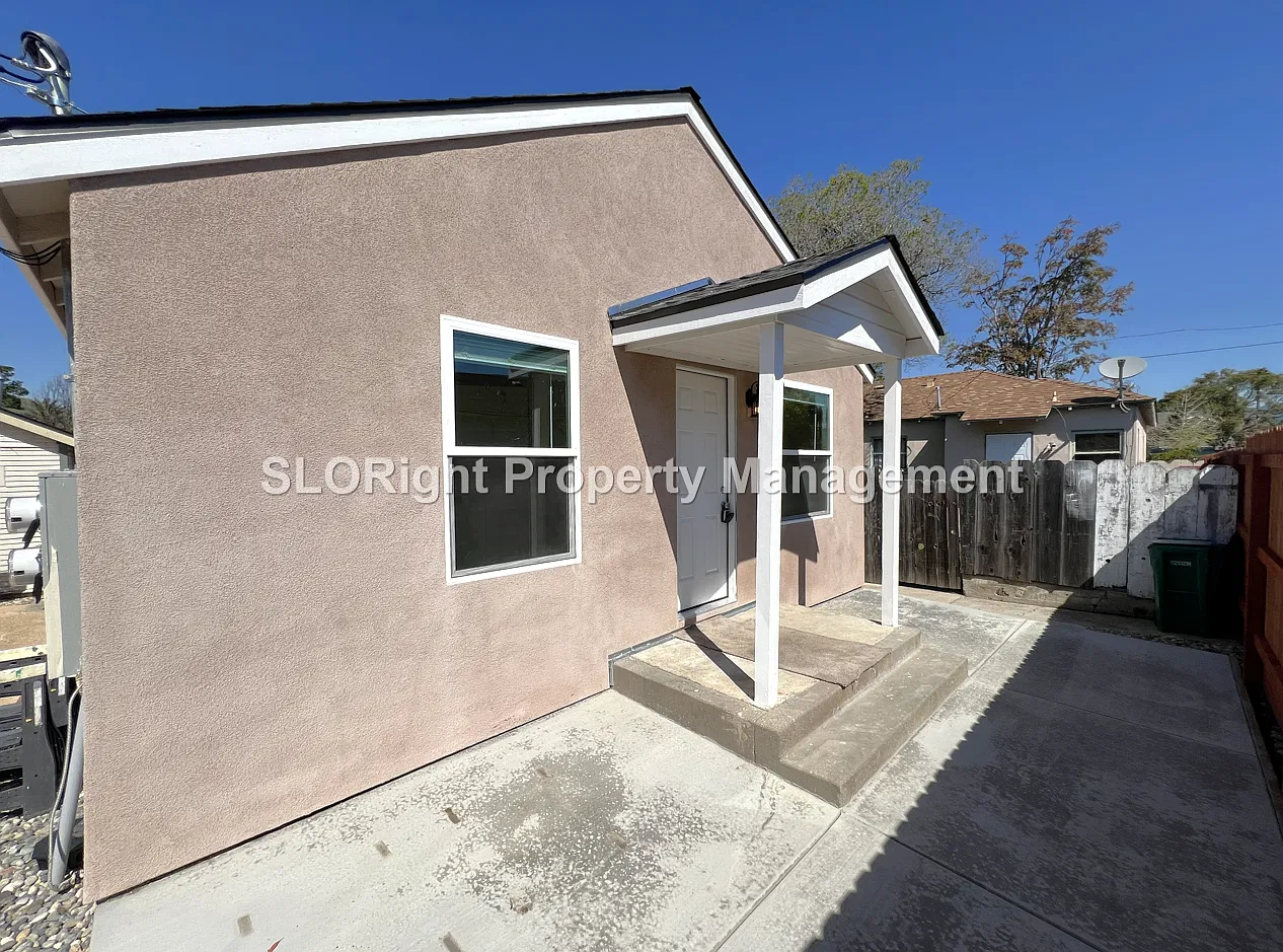 2 bed, 1.0 bath, $2,450 — Photo 3