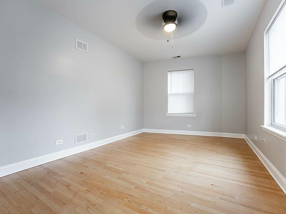 4th image of 1003 W Sunnyside Ave