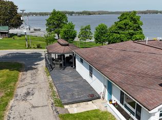 19276 4th St, Chippewa Lake, MI 49320