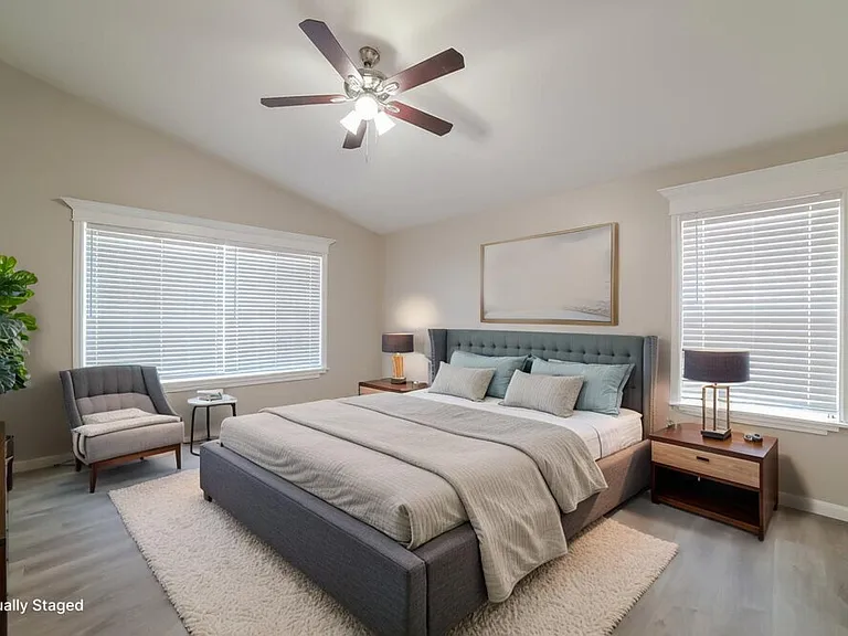 1297 E Tradewind Dr — Photo 8