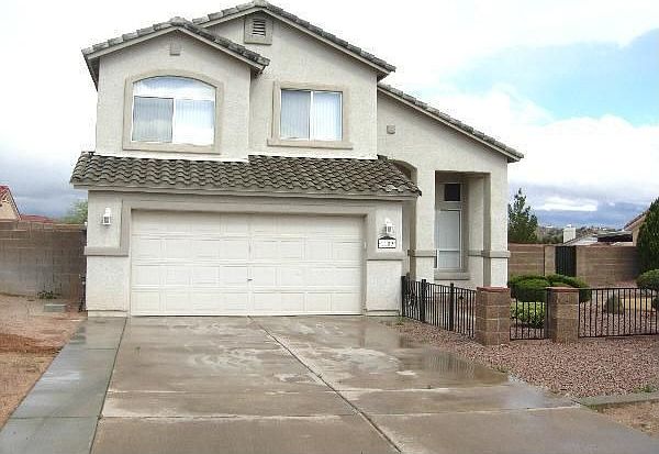 2nd image of 1189 Avenida Gloriosa