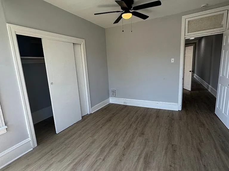405 Colwyn Ave — Photo 16
