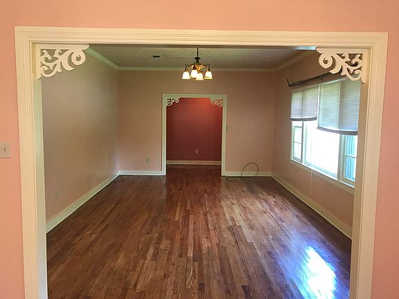 3rd image of 509 N Jackson St