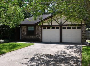 28 Green Bough Ct, Spring, TX 77380