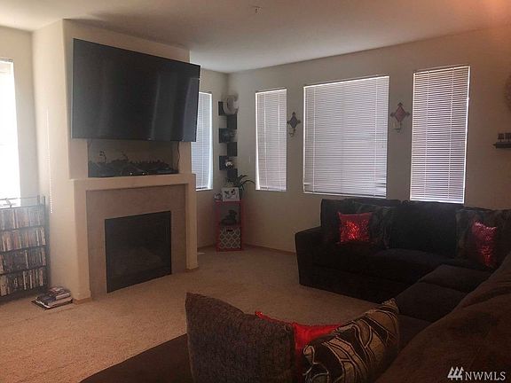 5th image of 2045 Bobs Hollow Ln Unit B