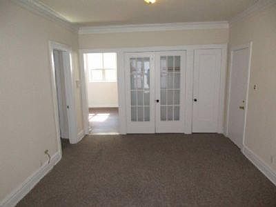 5th image of 5170 S King Dr