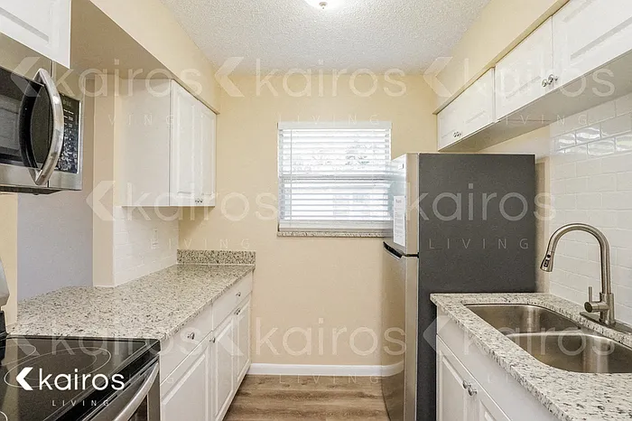 16 Spring Loop Cir — Photo 4