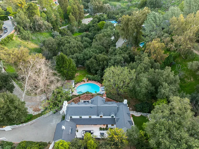 3100 Coldwater Canyon Ave — Photo 114