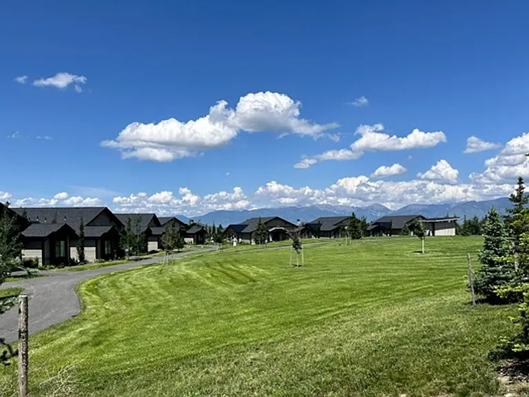434 Black Bull Trl — Photo 3
