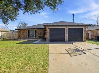 1423 Berry Dr, Cleburne, TX 76033
