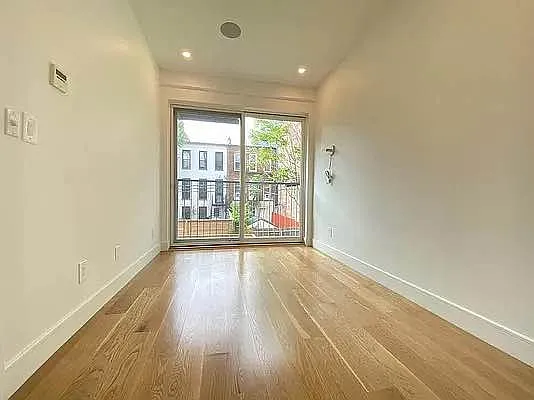 Rented by GROOME REALTY LLC | media 7