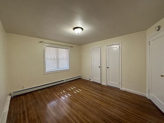 3rd image of 15030 21st Ave Floor 1