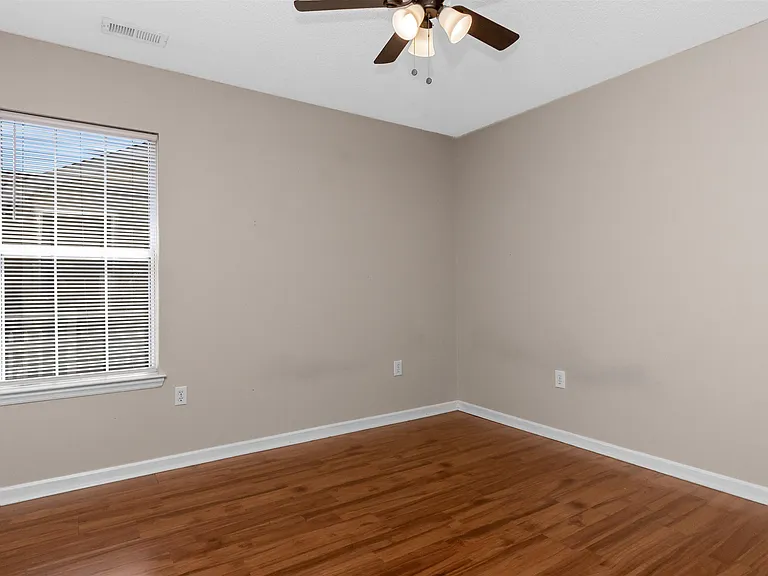 112 Dusty Trail Ln — Photo 24