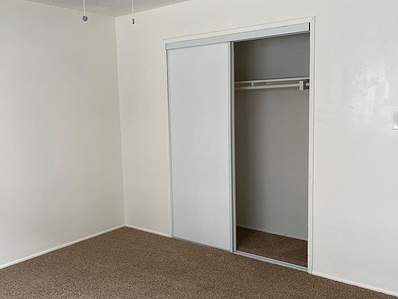 5th image of 3430 Elm Ave #6
