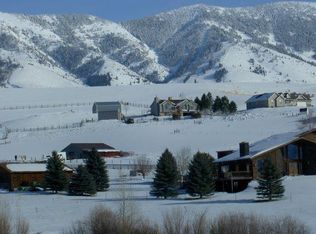 667 E Elaine Cir, Inkom, ID 83245