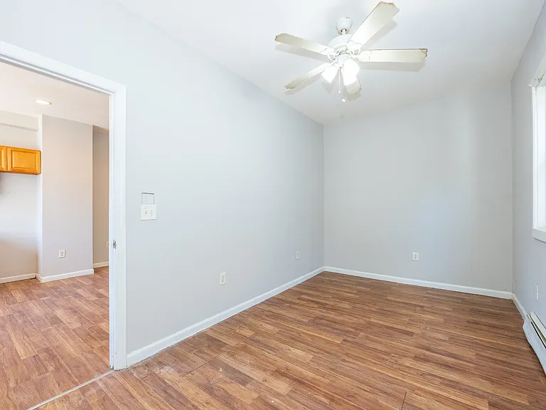 162 E Main St #1 — Photo 9