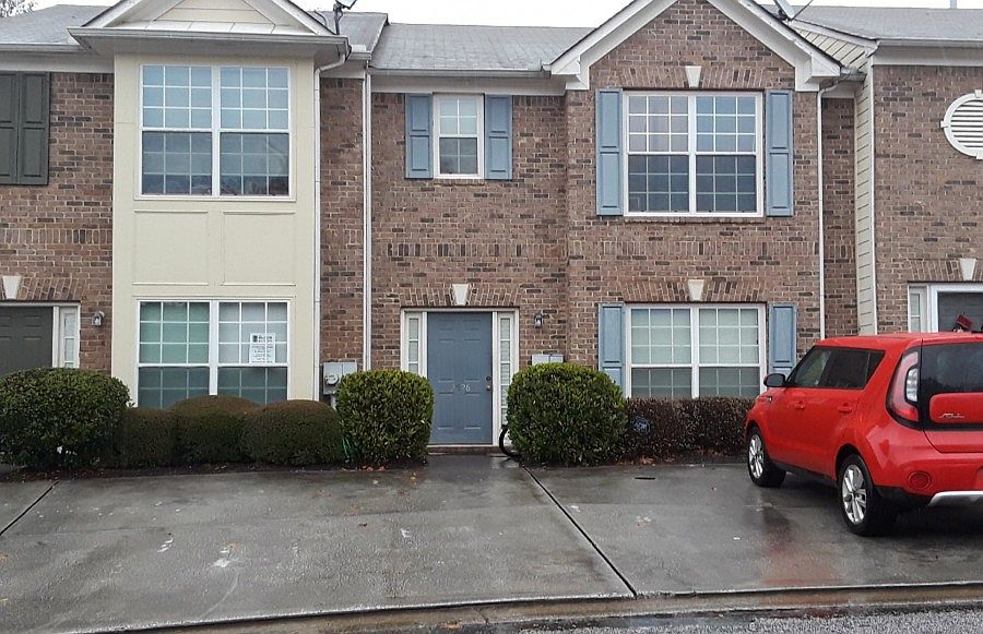 2nd image of 2826 Parkway Close