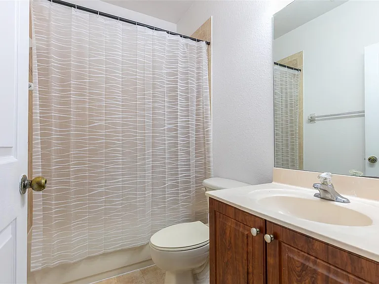 4408 Woodland Cir — Photo 16