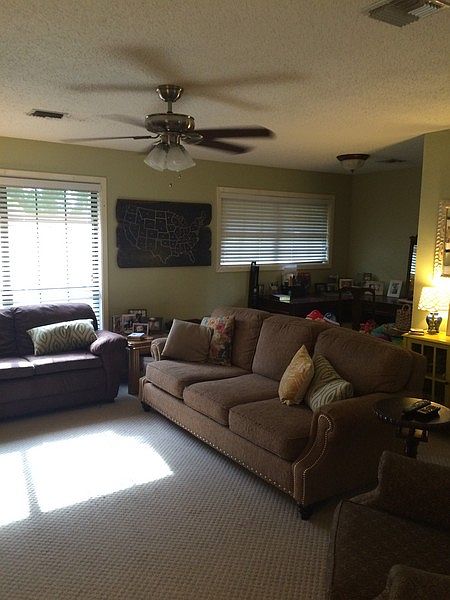 1st image of 122 Highland Dr