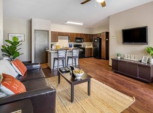 3080 Iowa Ave #686B8070E, Riverside, CA 92507