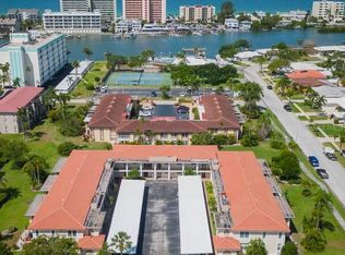10350 Imperial Point Dr W APT 17, Largo, FL 33774