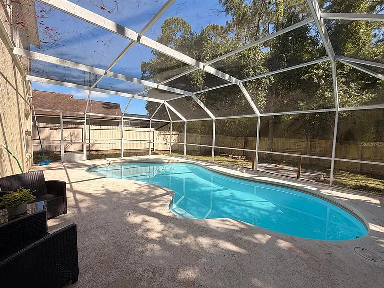 4703 Alexis Dr — Photo 9