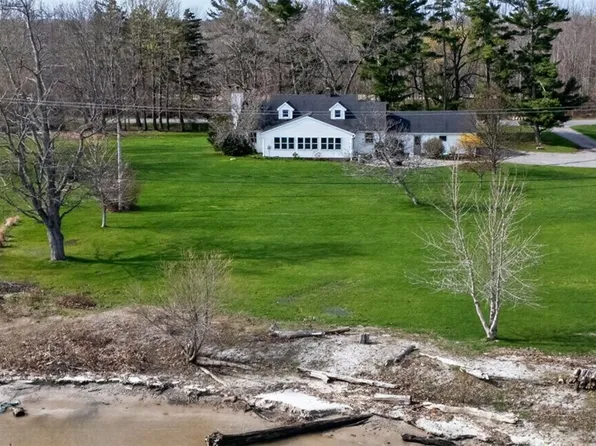 7724 Newco Dr, Hamlin, NY 14464