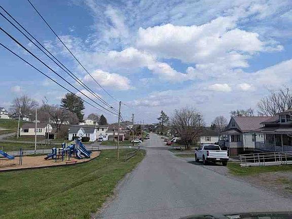 5th image of 508 Highland Ave