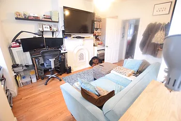 Rented by Ninoshka Rodriguez, LREB