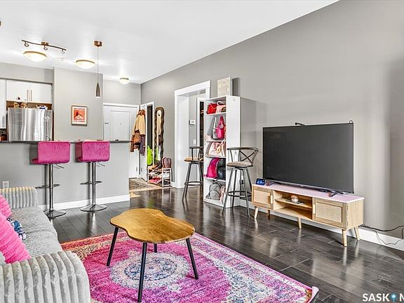 5th image of 2255 ANGUS Street #202