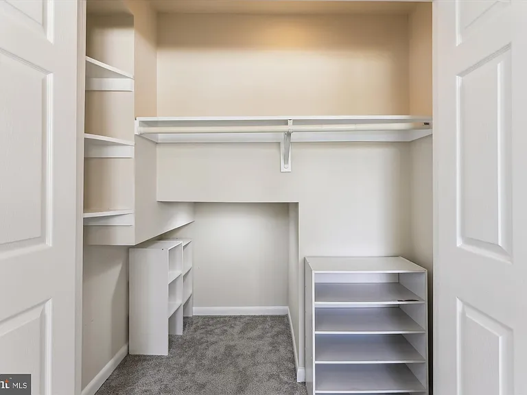 6916 Southridge Dr — Photo 33