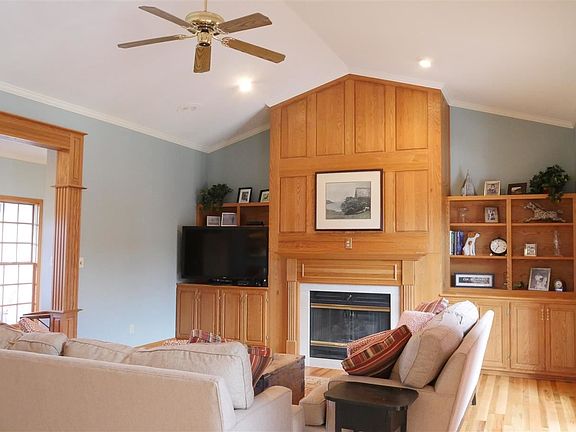3rd image of 16160 County Road 18