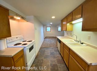 109 14th St S UNIT 2, Fargo, ND 58103