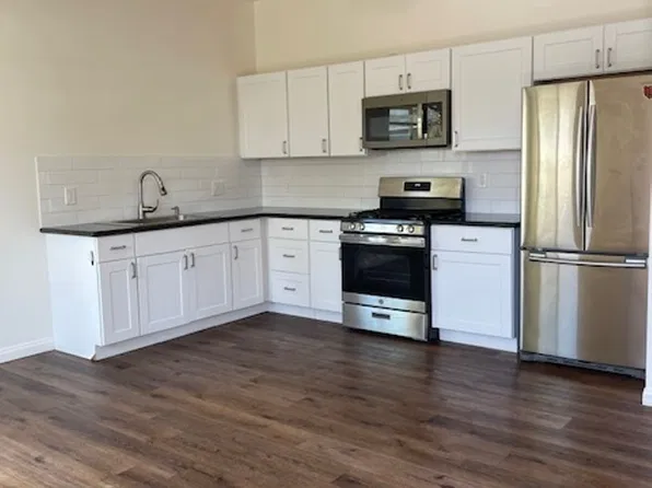 609 Sunset Dr #1, Oceanside, CA 92058