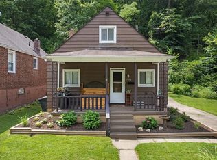 1056 Hazel Ave, Ambridge, PA 15003