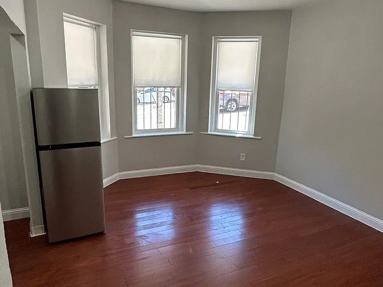 75 S Huntington Ave #1 — Photo 2