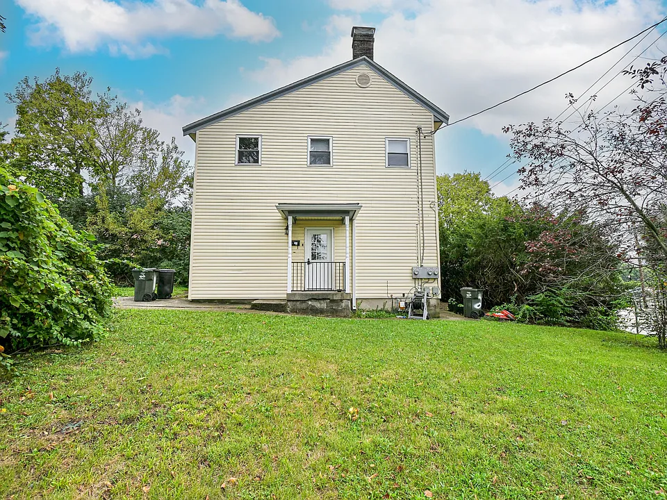 9350 Reading Rd #2